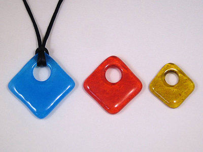 OFFSET SQUARE PENDANTS BEADS Colour De Verre Glass Frit Casting Mold Fusing-