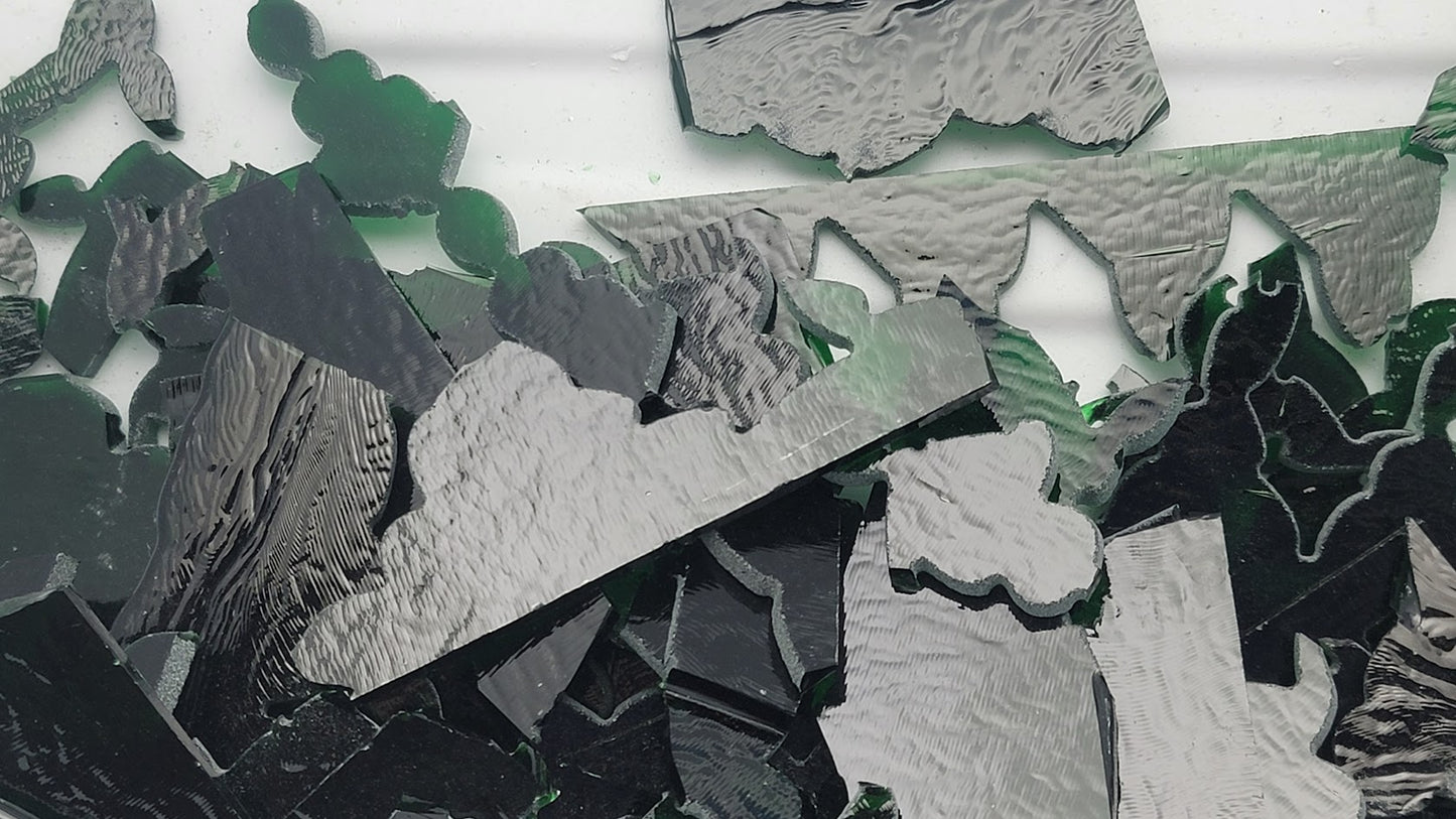 1145 Kelly Green 90 COE Transparent Scrap 8 Ounce Package Bullseye Glass-