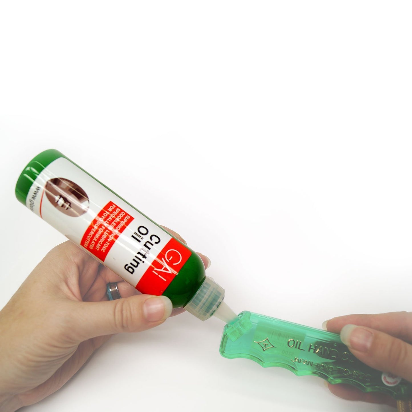 GAI Cutting Cutter OIL 4 oz Stained Glass Cutters Toyo Supercutters Easy Fill Spout- 
